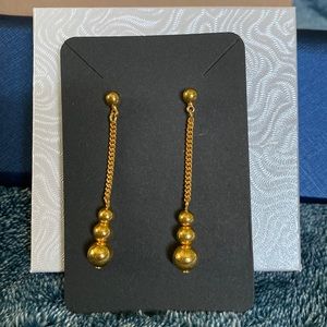 Avon vintage, gold tone, dangle chain and ball post earrings